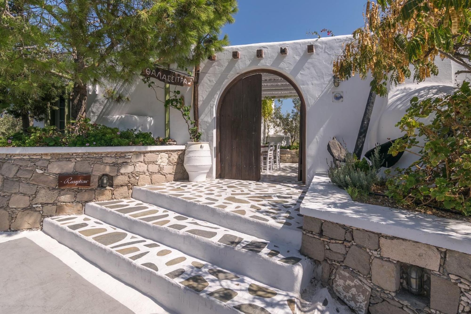 Thalassitra Village Hotel Adámasz Kültér fotó